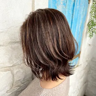 ミディアム 疋田 美子のヘアスタイル