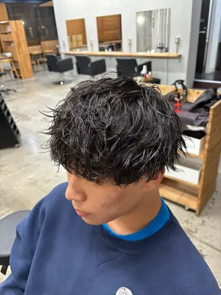 ミディアム パーマ mono / Manatoのヘアスタイル