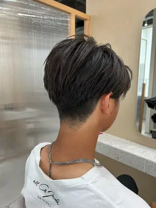 ショート メンズ 透明感💗 ベージュ系　松田彩音のヘアスタイル