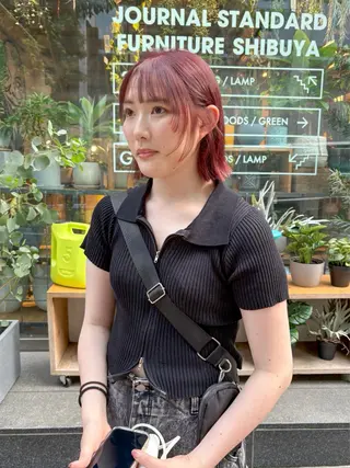 ショート カラー レイヤーカット 🪩yurikaのヘアスタイル