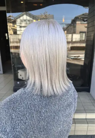 ミディアム タカツド ユウキのヘアスタイル