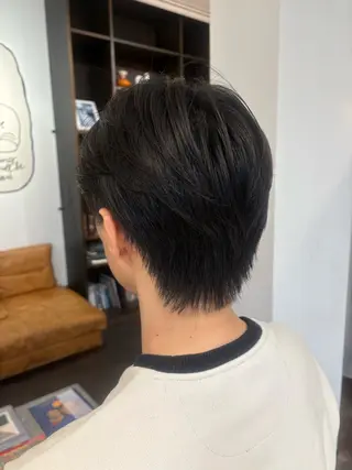 ショート 西野 優夏のヘアスタイル