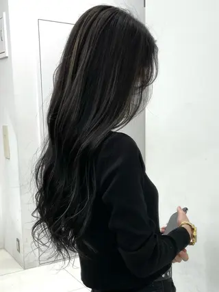 ロング カラー ヘアアレンジ 🦄インナーカラー 🦄貫井彩花のヘアスタイル