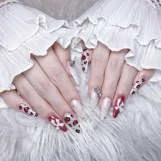 ネイル 🍭Yun nail hyejin🌸のネイルデザイン