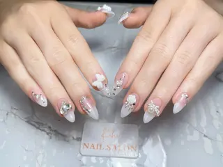 ネイル 💕鈴木ユリ パラジェル/オフ無料のネイルデザイン