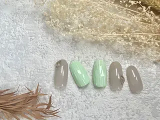 ネイル mogunail &blowのネイルデザイン