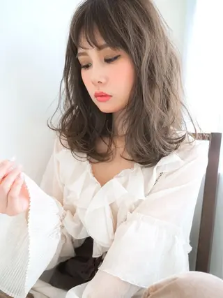 ミディアム ✨透明感艶カラー ✨💍Yuri💍のヘアスタイル