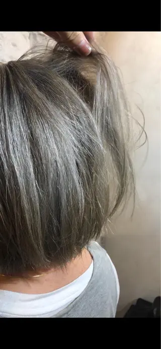 ミディアム カラー 綺麗な髪質にしたい方 限定🌈清水 祥のヘアスタイル