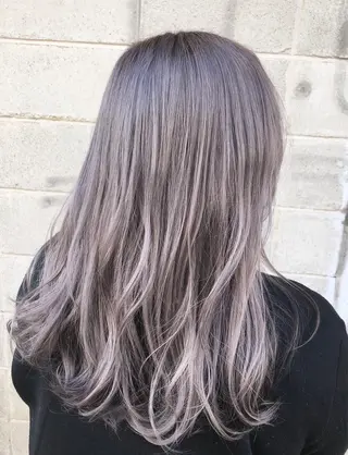 カラー ダブルスキルエクステ /羽エクステ白石宇由のヘアスタイル