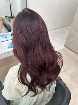カラー yu mekaのヘアスタイル