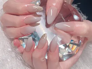 ネイル マツエク・マツパ アイブロウ Nail&eye Belire 新宿のネイルデザイン