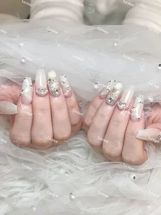 ネイル 🌻 Momoko_のネイルデザイン