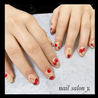 ネイル nailsalon y.のネイルデザイン
