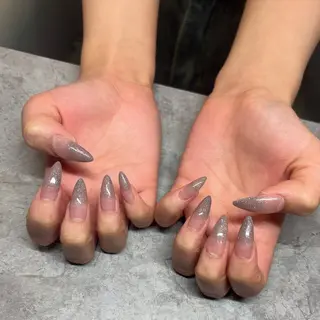 ネイル IROHA NAIL 真結子のネイルデザイン