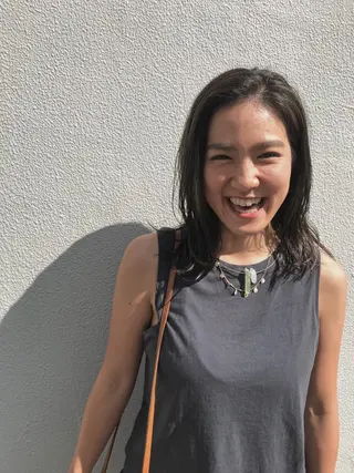 セミロング さの あやねのヘアスタイル