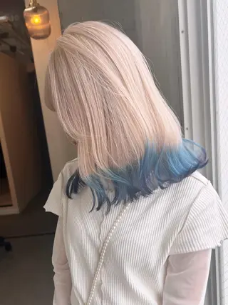 ショート カラー ヘアアレンジ lani ブリーチ /ダブルカラーのヘアスタイル