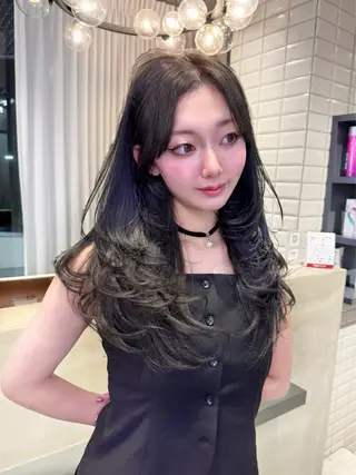 ロング votan lilleyのヘアスタイル