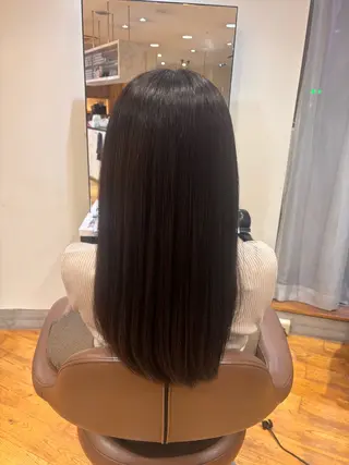 カラー Gree / aiのヘアスタイル