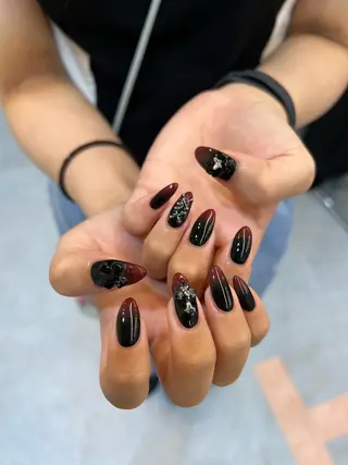 ネイル pool SHIBATAのネイルデザイン