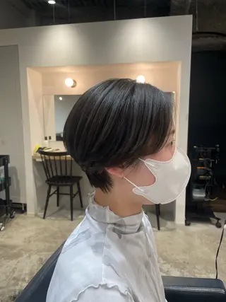ショート レイヤー♡ 石川優奈のヘアスタイル