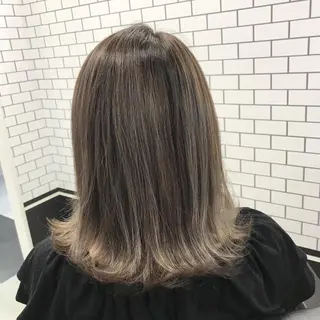 ミディアム GENDER hair &eyeのヘアスタイル