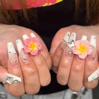 ネイル MODA MANAMIᵕ̈のネイルデザイン