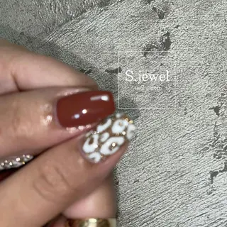 ネイル S. JEWELのネイルデザイン