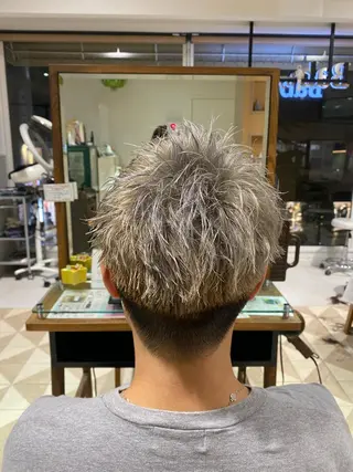 ショート カラー パーマ ヘアアレンジ メンズ メンズパーマの巨匠 鈴木純のヘアスタイル