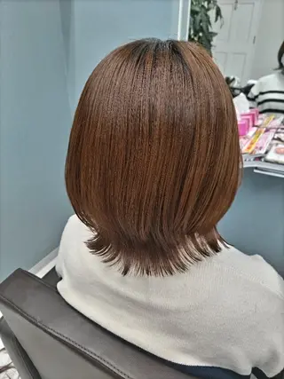 ミディアム 磯崎 美幸のヘアスタイル