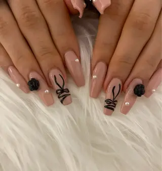 ネイル nail salon hoLLyhockのネイルデザイン