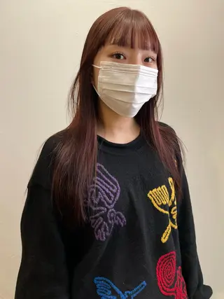 ロング カラー オカモト ミユウのヘアスタイル