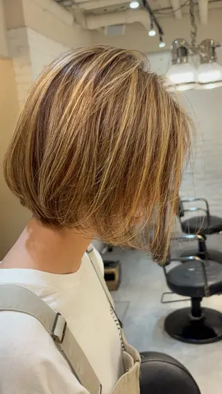 ミディアム カラー Konomura Neneのヘアスタイル