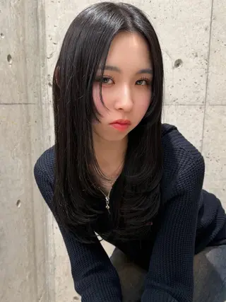 セミロング ヘアアレンジ MIES amane(アマネ)のヘアスタイル