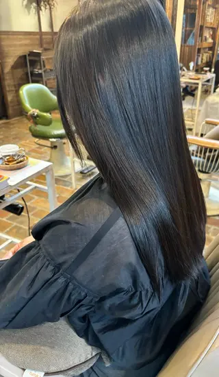 カラー テントヘアー所属・tent平島 叶也のヘアスタイル