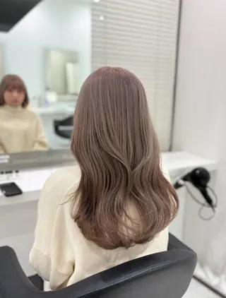 ロング カラー 盛れる上質ワンホン ヘア🤍YUME🤍のヘアスタイル