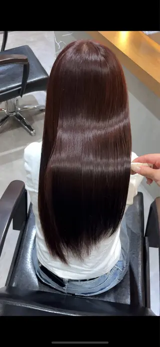 カラー ロングカット/ うる艶カラー/ユイのヘアスタイル