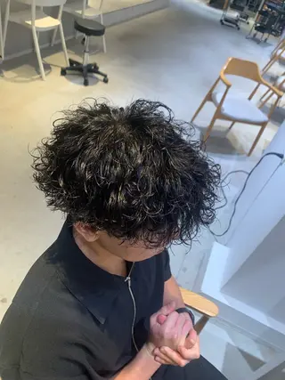 パーマ メンズ 山内 優成のヘアスタイル