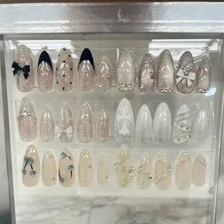 ネイル honoka池袋🎀 ガーリーネイル🤍のネイルデザイン