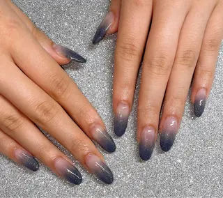 ネイル VIERU 🌈🎀💖のネイルデザイン