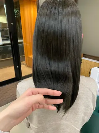 カラー ブリーチカラー よねだまことのヘアスタイル