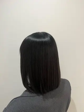 ミディアム 甲斐麻椰/ N°大分のヘアスタイル