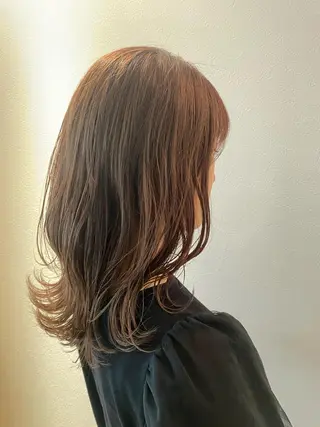 セミロング カラー 安永 涼のヘアスタイル