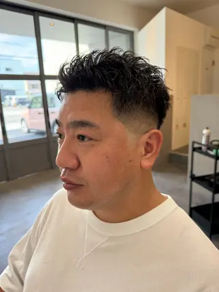 ショート 古賀 雄大のヘアスタイル