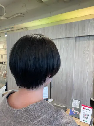 ショート 伊藤 未奈のヘアスタイル
