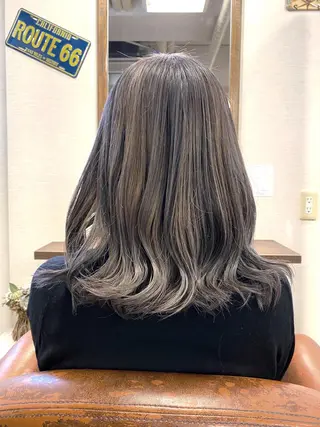 セミロング カラー liL  hair サトウリョウタのヘアスタイル