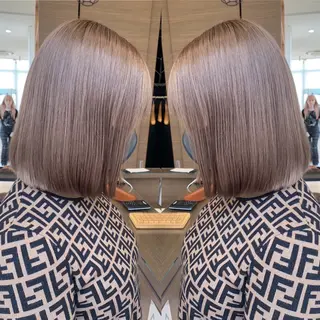 ショート バレイヤージュ ボブ🌈ナツヤのヘアスタイル