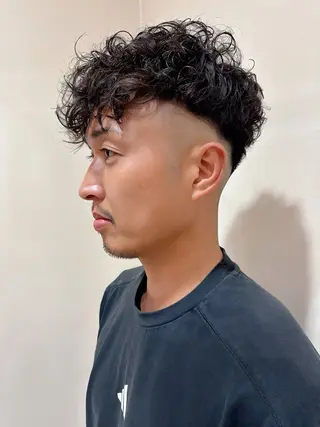 ショート パーマ メンズ イーストハムネオ高木 亮人🌿のヘアスタイル