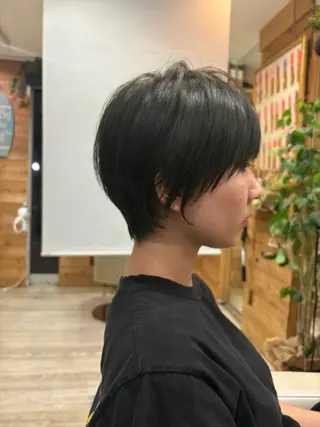 ショート カラー 山田 晃輔のヘアスタイル
