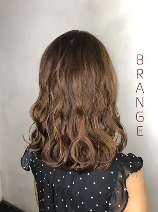 ミディアム カラー パーマ 美髪矯正 🌈髪質改善 山下のヘアスタイル