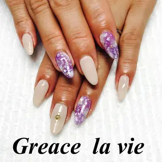 ロング カラー パーマ ヘアアレンジ キッズ ネイル マツエク・マツパ Greace  la vieのネイルデザイン